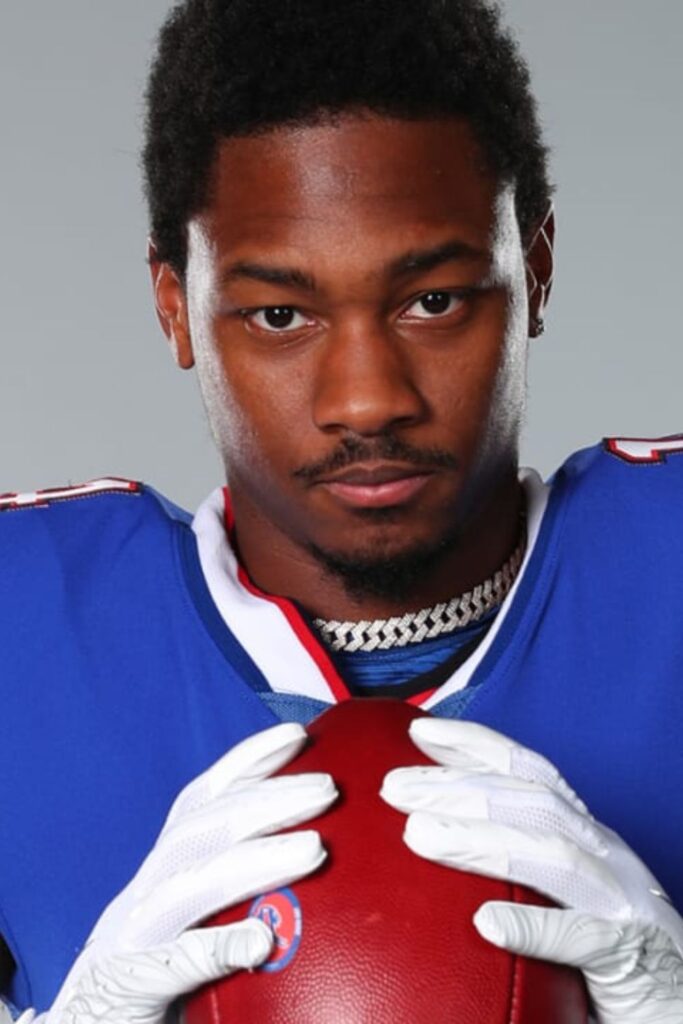 Who Is Stefon Diggs's Daughter? Family & Career - Players Bio