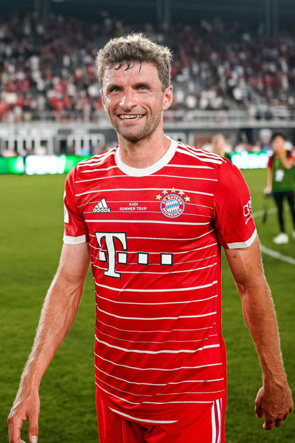 thomas-muller-grinning-after-the-match