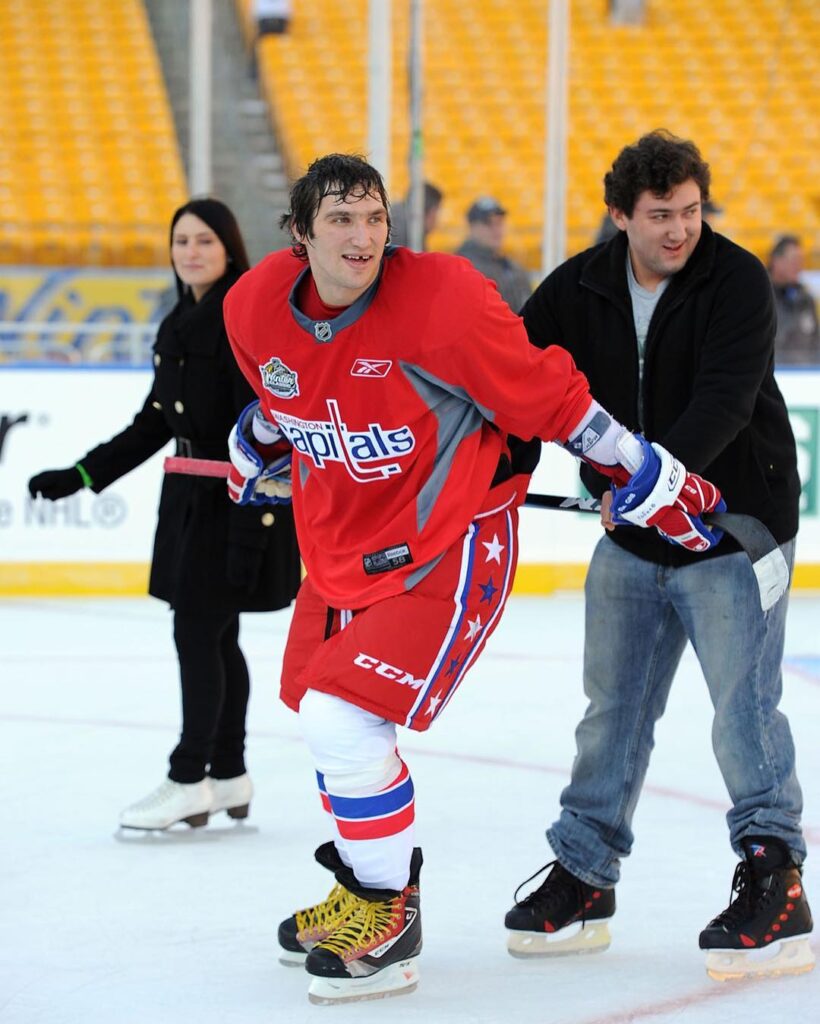 Alex Ovechkin and his elder brother Mikhael Ovechkin (Source: Instagram)