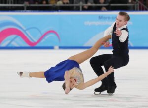 12 Famous Ice Skating Couples of all Time - Players Bio