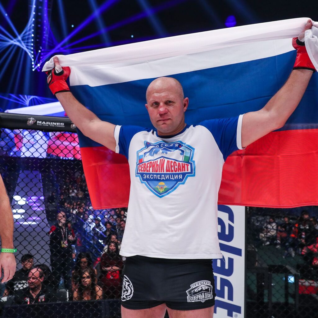 Fedor-Emelianenko-holds-the-russian-flag-at-Bellator-269