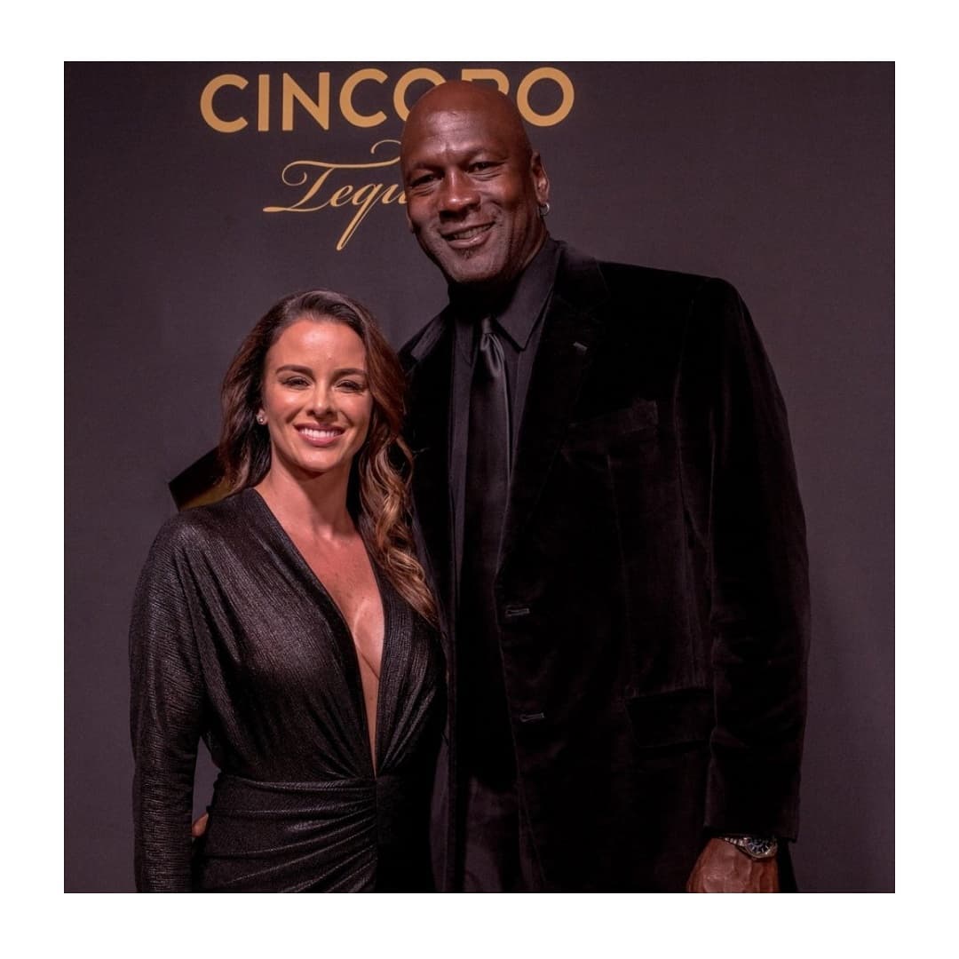 Michael Jordan And Yvette Prieto Photoshoot Before Match (source Instagram