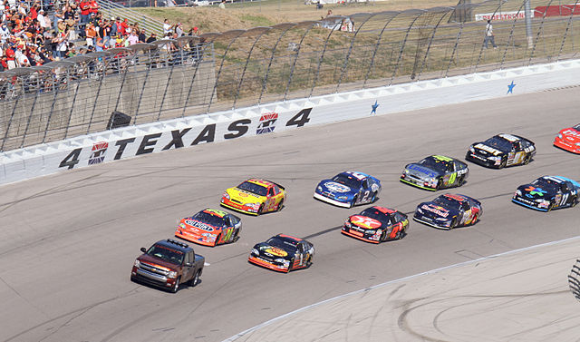 NASCAR-NEXTEL-CupField-Texas-Motor-Speedway