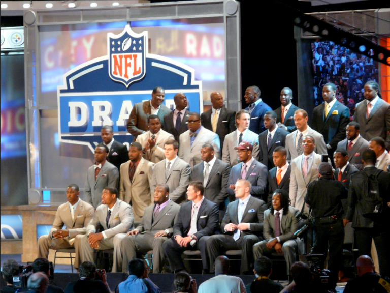 Top 10 Best NFL Hall of Famers