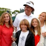 Phil-Mickelson-and-his-family