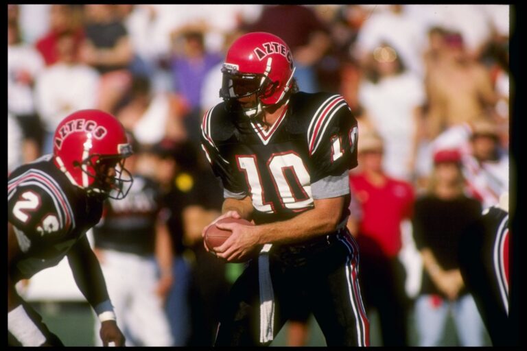Tallest NFL quarterback