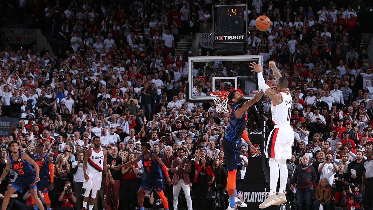 Damian Lillard Scores A Epic Buzzer-Beater Shot 