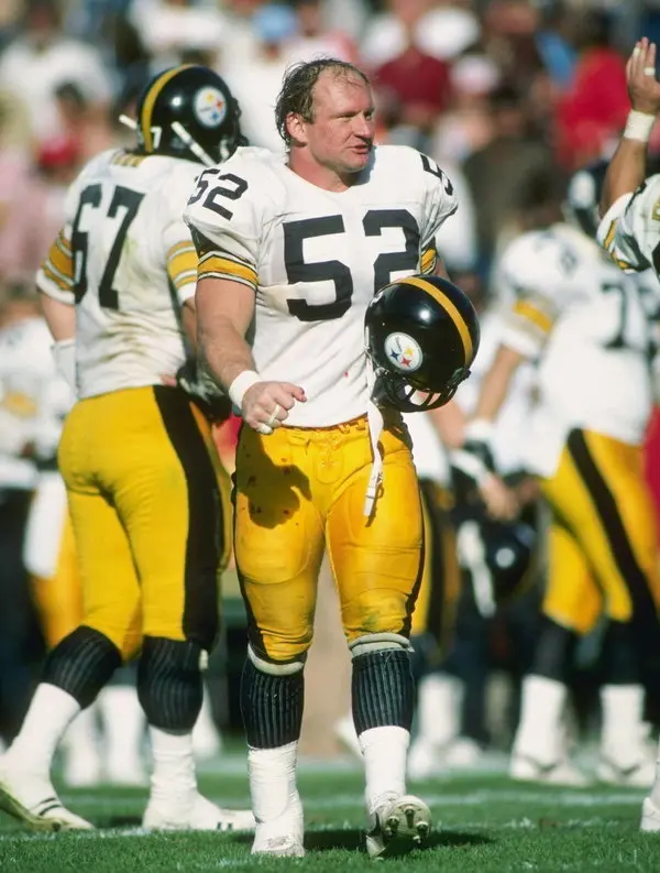 Pittsburgh Steelers And Kansas City Chiefs Center Mike Webster 
