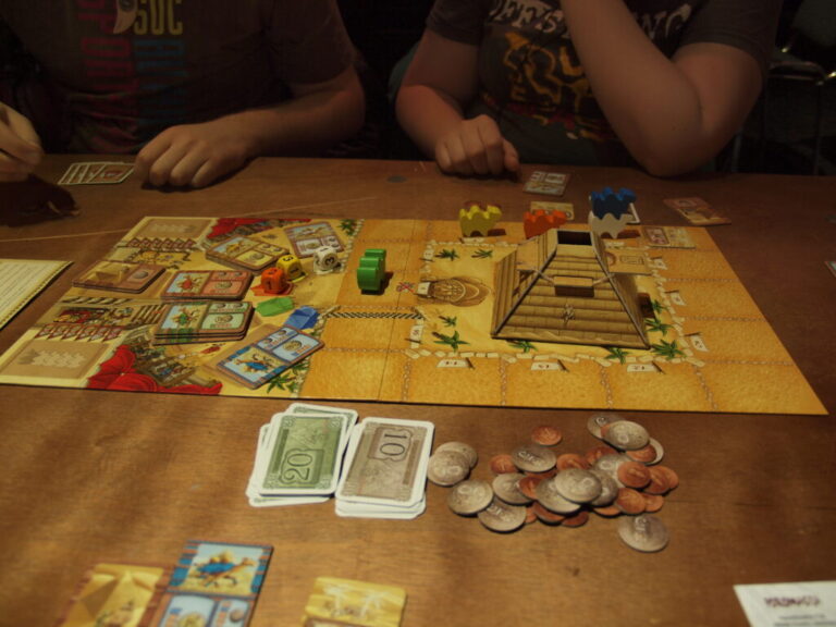 Camel Up Board Game