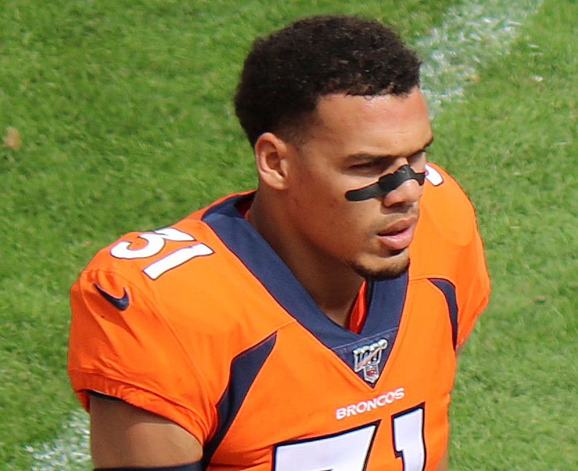 Justin-Simmons-playing-for-broncos-2019