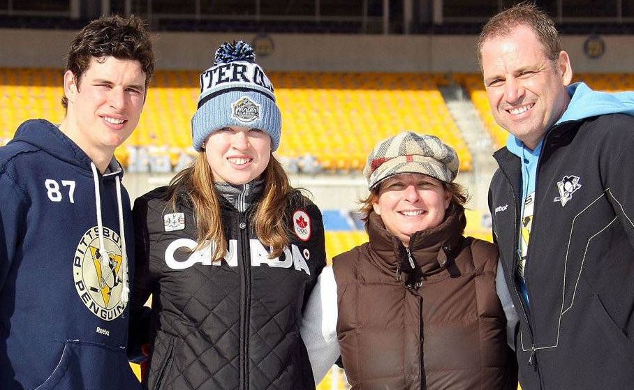 Sidney Crosby with his parents and sister.
