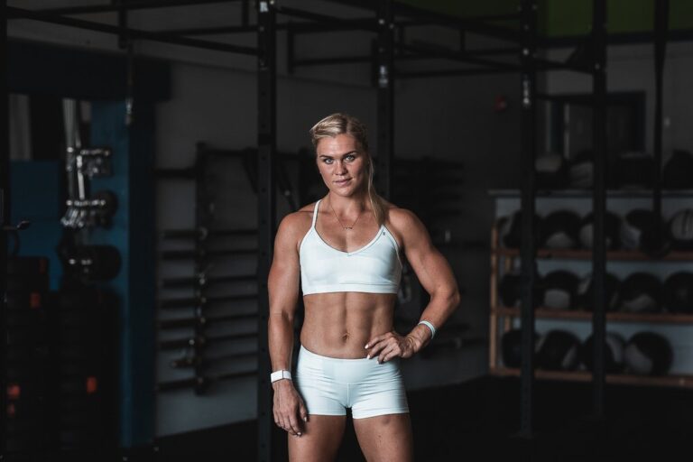 Katrin Davidsdottir: Early Life, Career, Boyfriend, Diet & Net Worth