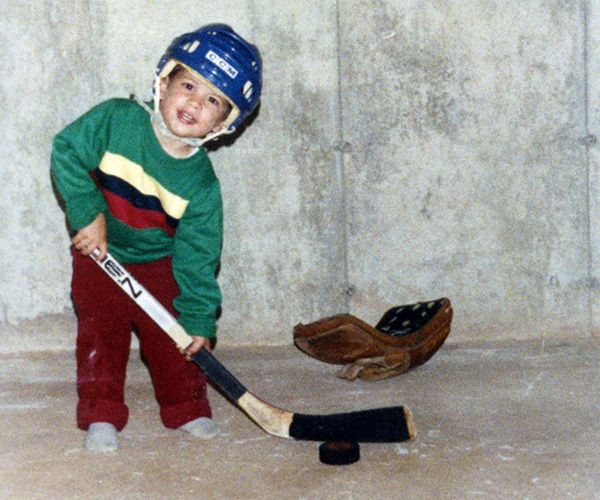 Little Sidney Crosby practicing his hockey