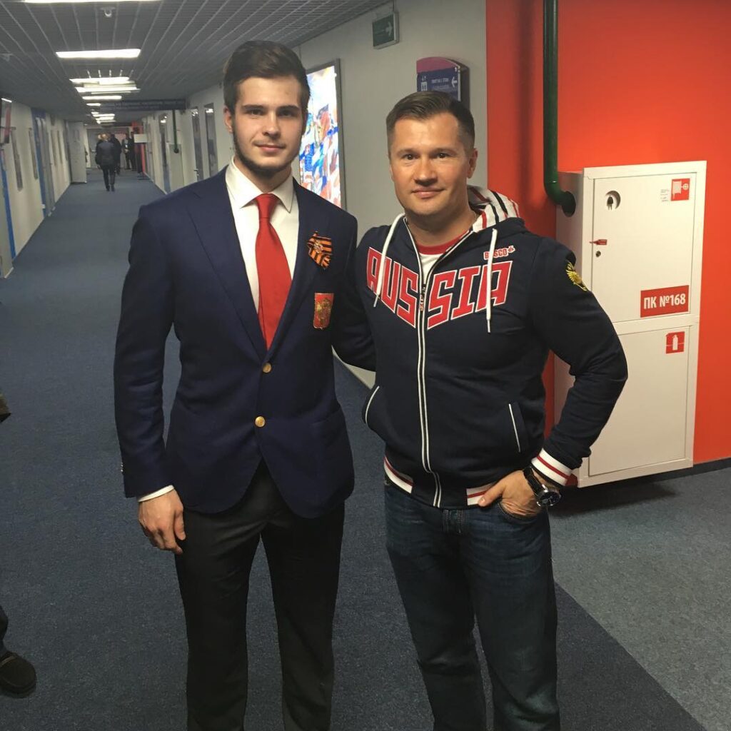 Igor Shestyorkin with his father (Source: Instagram)