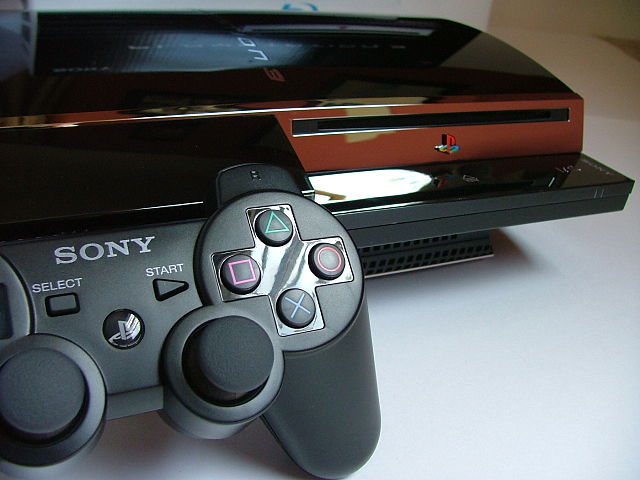 Playstation_3_and_controller