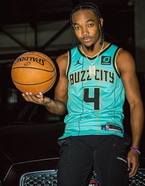 Devonte Graham Bio, Age, networth, Family, Height, Salary