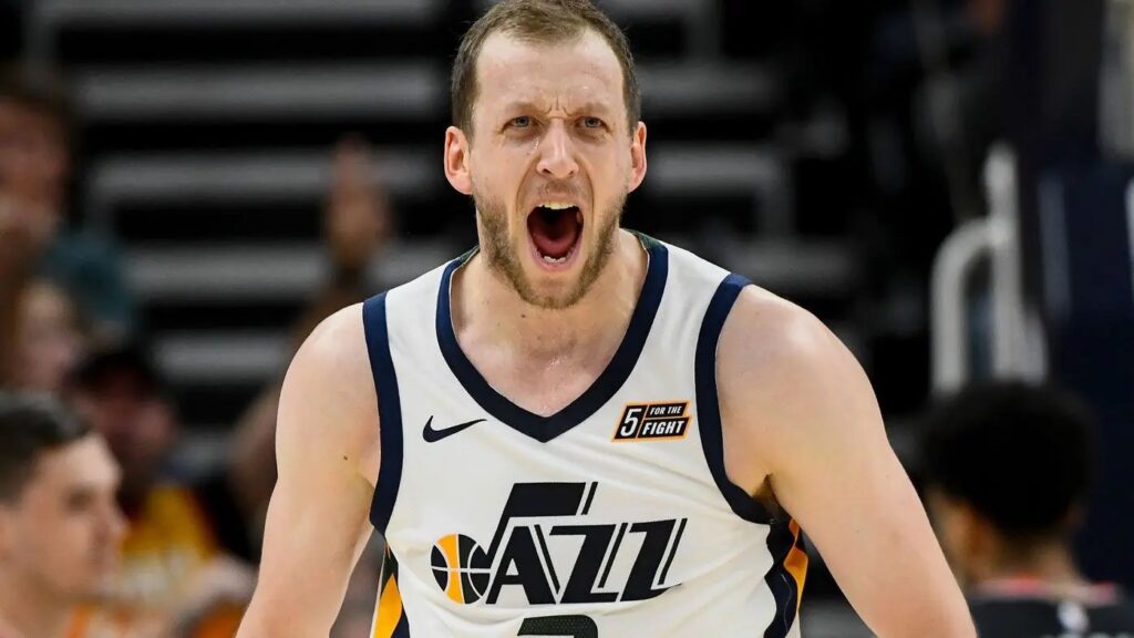 Joe-Ingles-during-a-match