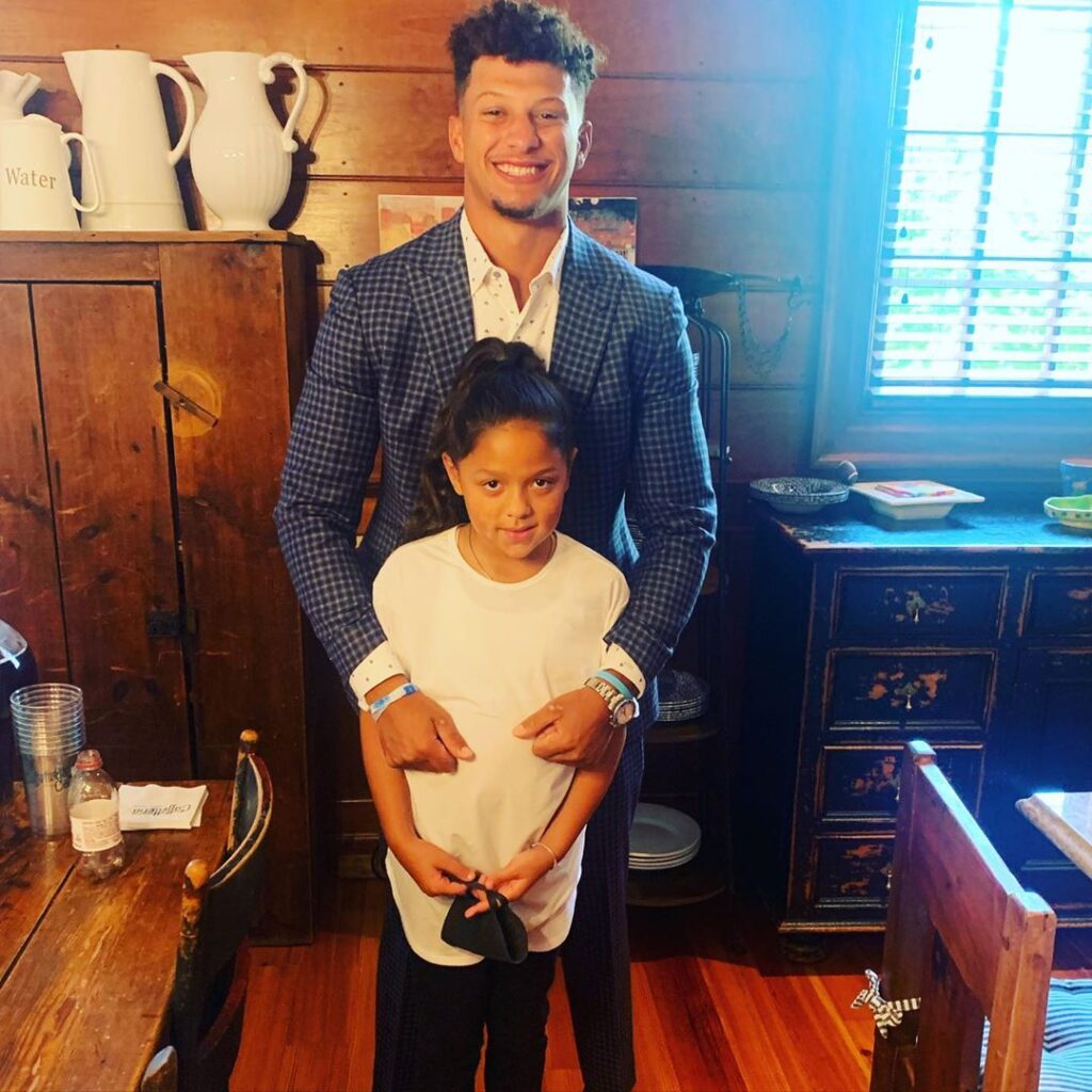 Patrick Mahomes Siblings: Who Is His Brother Jackson, Sister Mia Randall? –  StyleCaster