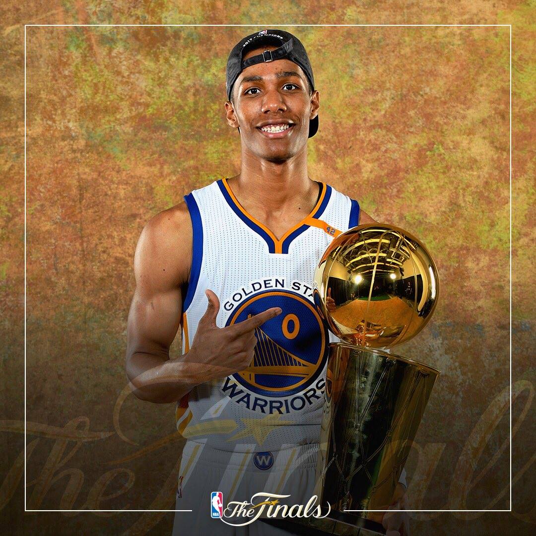 Patrick McCaw received award in the Finals as 3 × NBA Champion