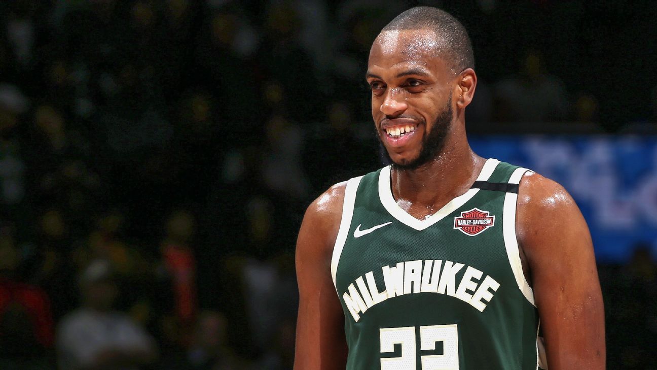 khris-middleton-in-a-match