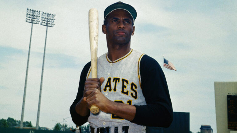 Roberto Clemente: Career & Net Worth