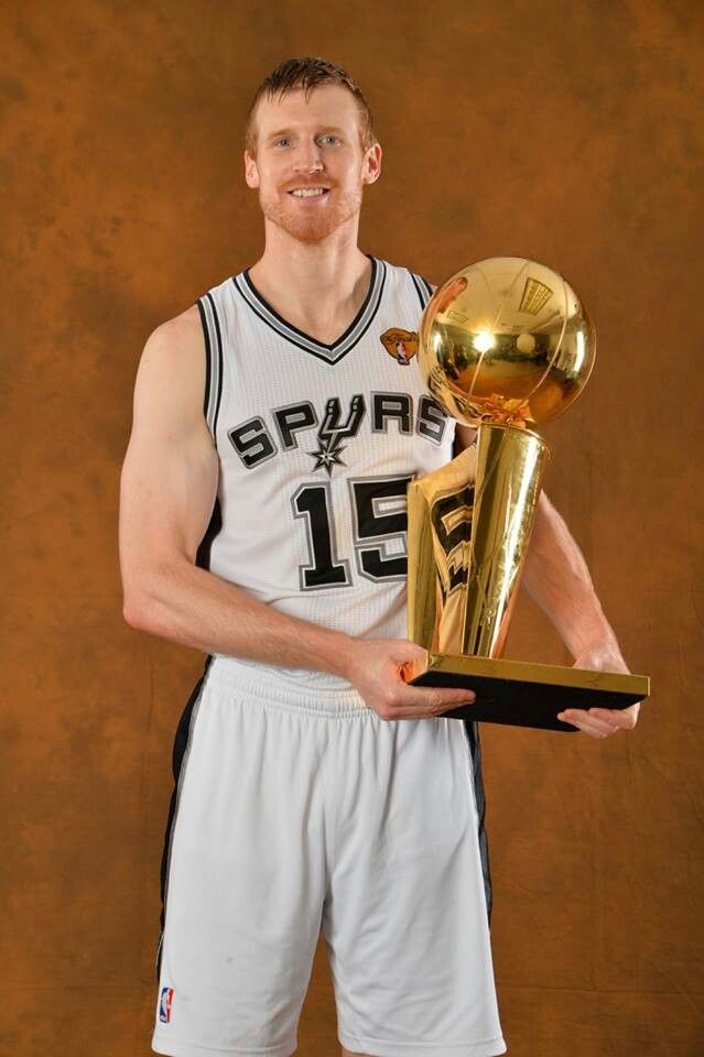 Bonner with NBA championship title (Source: Pinterest)