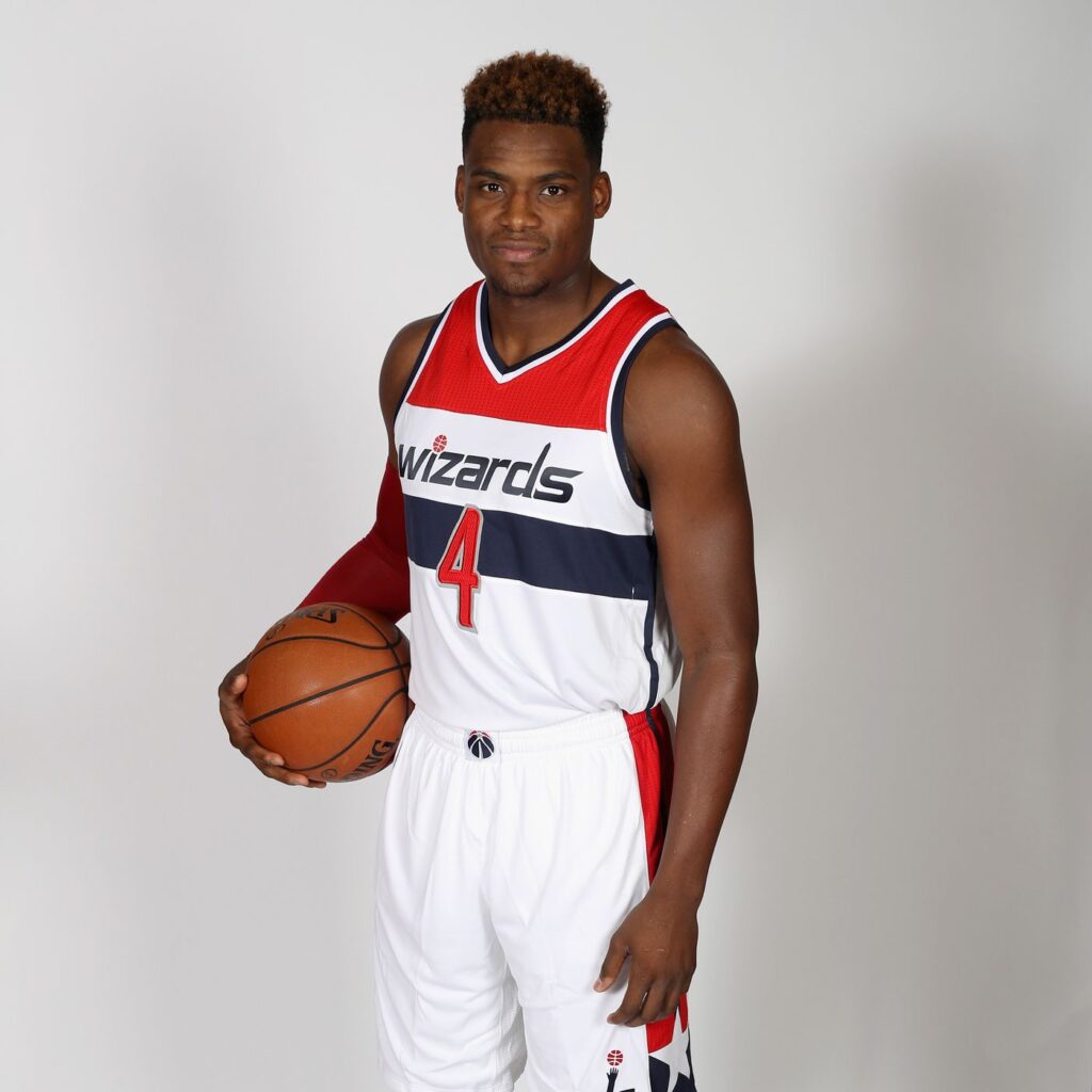 Danuel House in the Wizards jersey