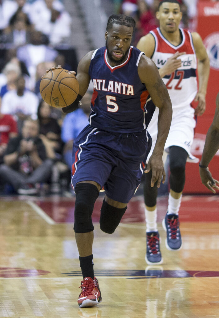 DeMarre Carroll in the Raptors jersey