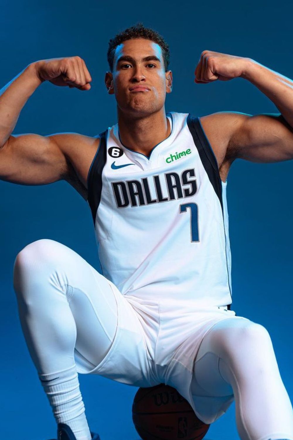 Dwight Powell, biography, wiki, salary, net worth, contract, NBA