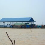 Floating_Basketball_Court,_Tonle_Sap,_Cambodia