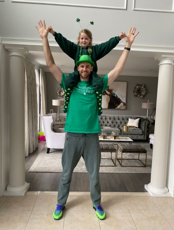 Jason Smith with his daughter
