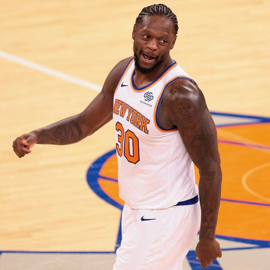 Julius Randle in the New York Knicks jersey (Source: Sports Illustrated)