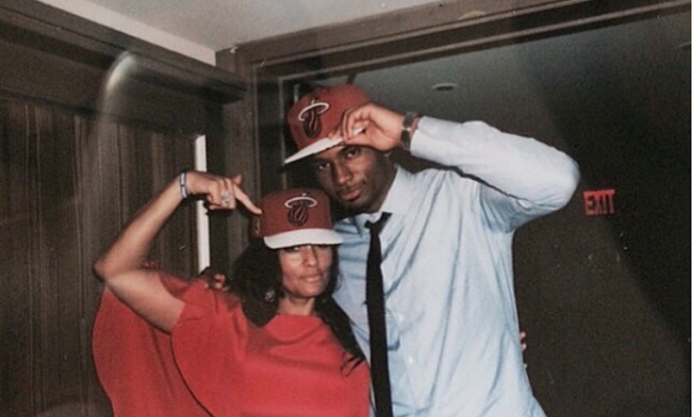 Justise Winslow with his mother Robin Davis (Source: USA Today FTW)