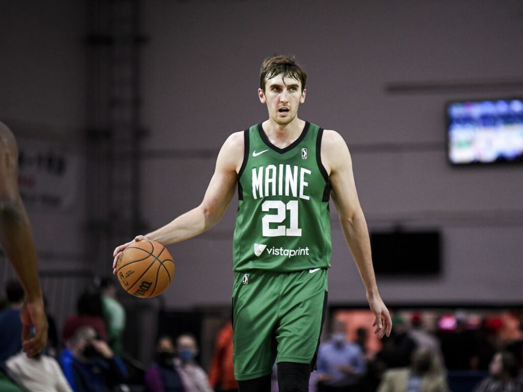 Luke-Kornet-for-Maine-Celtics