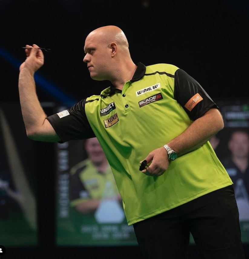 MVG aiming Darts