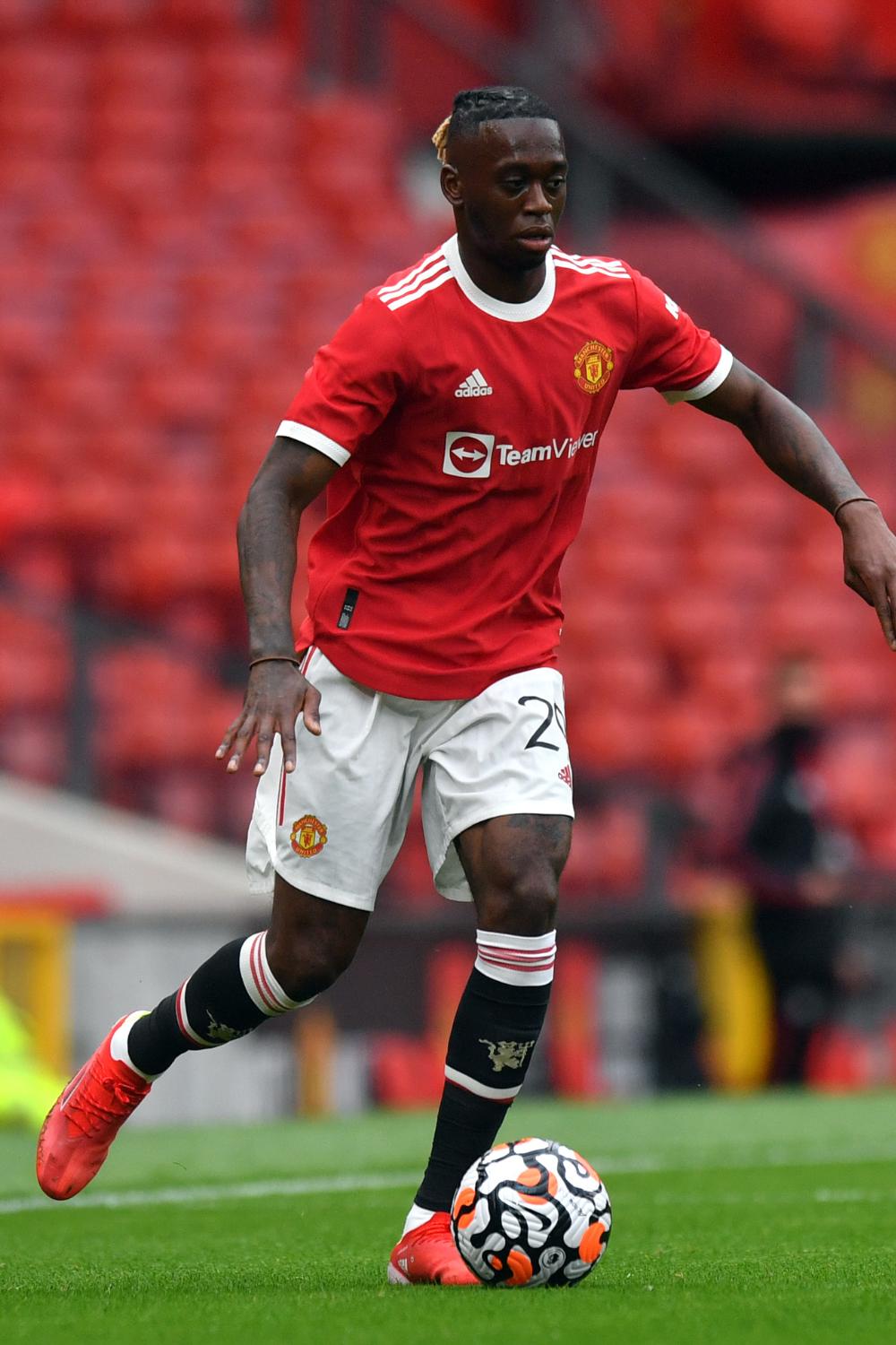 Aaron Wan-Bissaka In Manchester United Jersey
