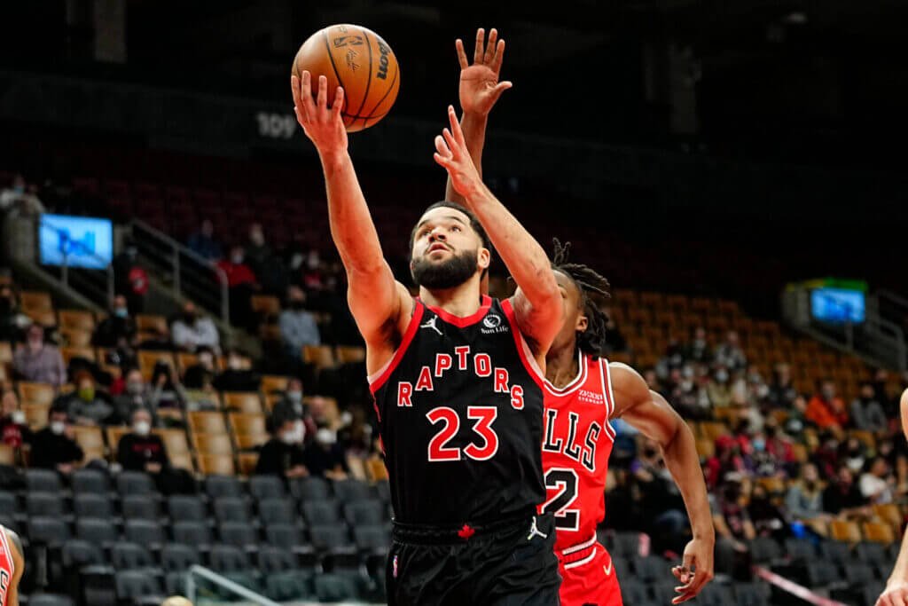 fred-vanvleet-layups-for-the-raptors