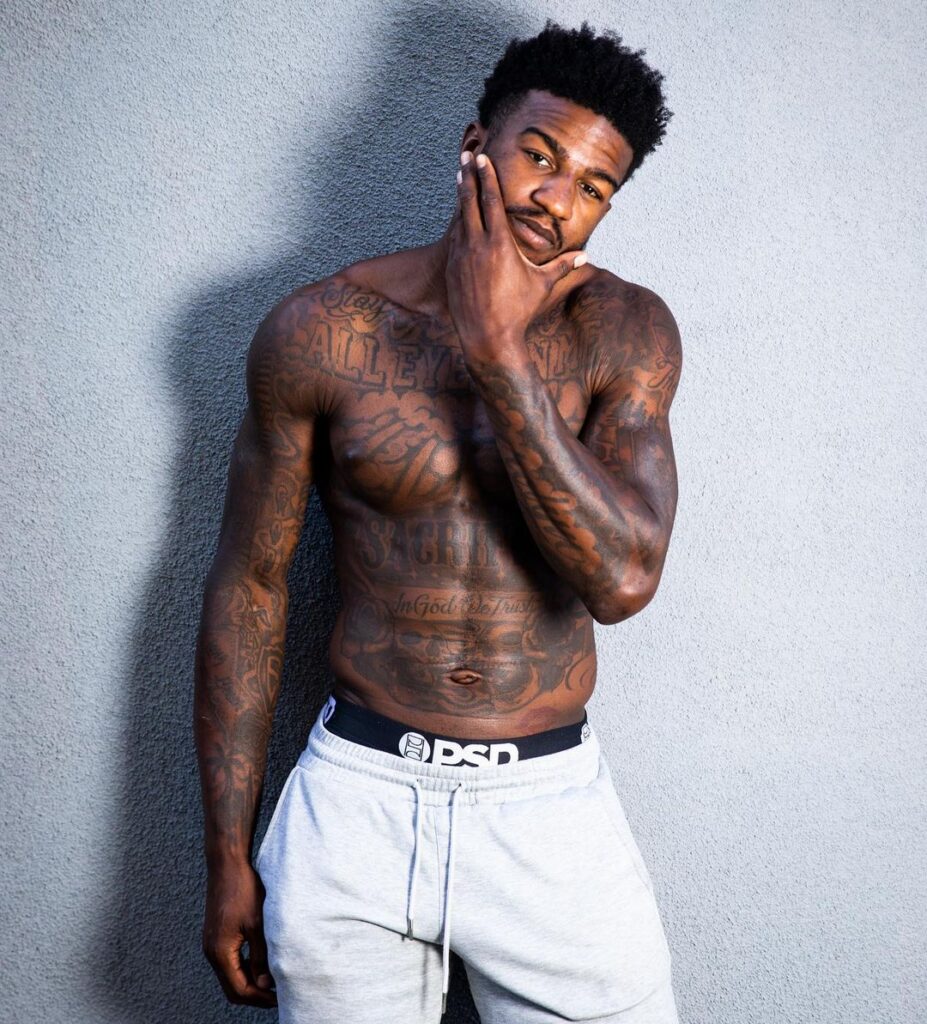 Jordan Bell Showing His Athletic Physique
