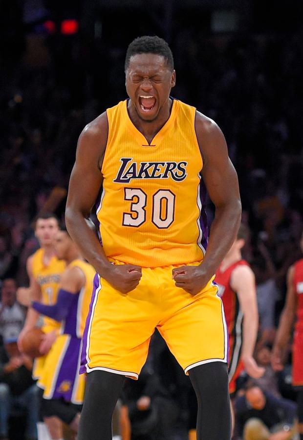 Julius Randle in the Lakers jersey