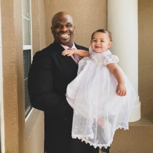 D'von Dudley with his daughter
