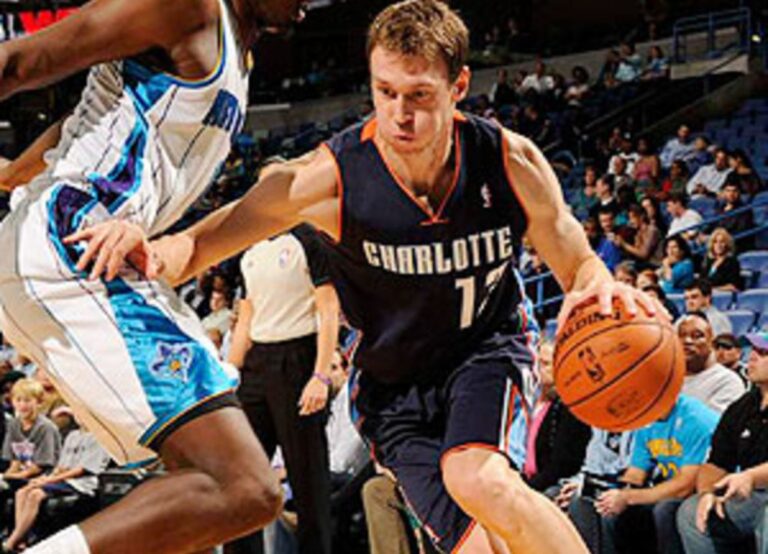 Matt Carroll While Playing For Charlotte