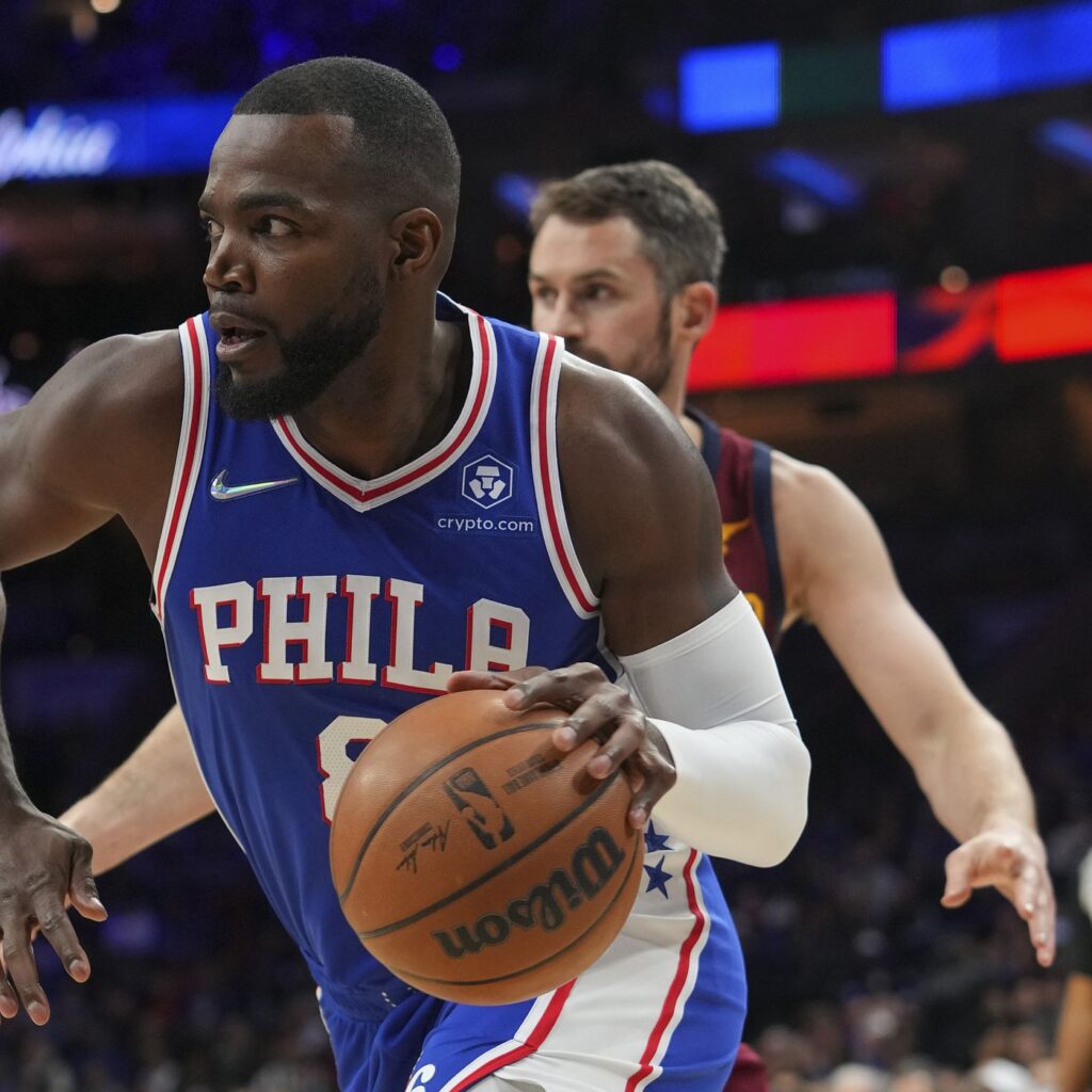 Millsap with the current team Philadelphia 76ers (Source: libertyballers.com)