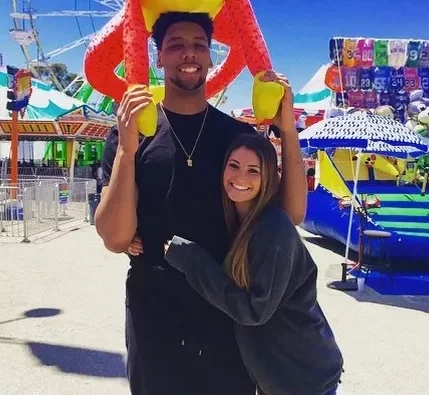 Okafor with his girlfriend (Source: barstoolsports.com)