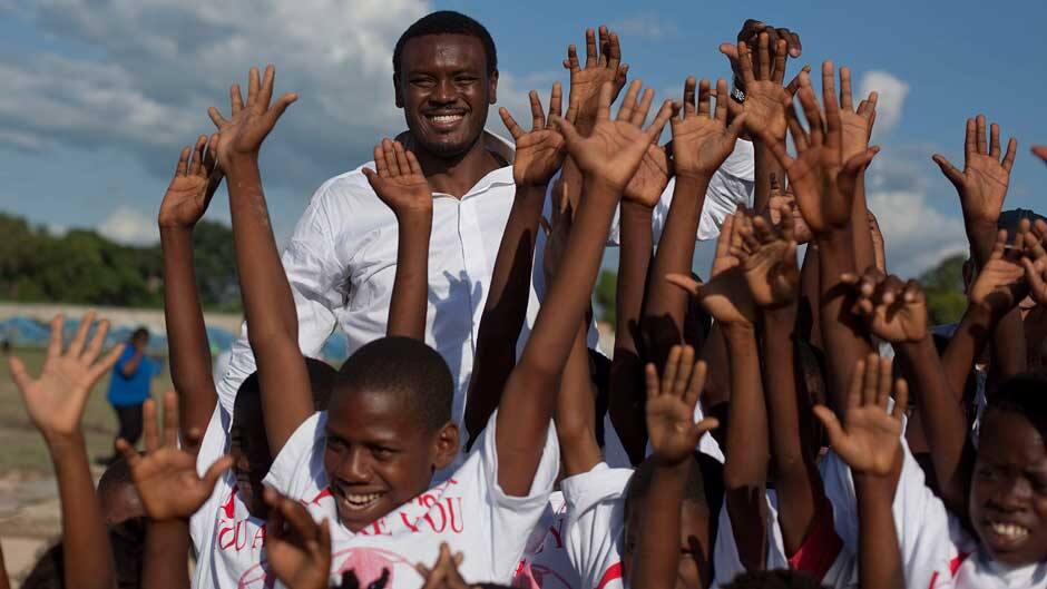 The magnanimous athlete helping to build the Haiti after earthquake (Source: cbc.com)