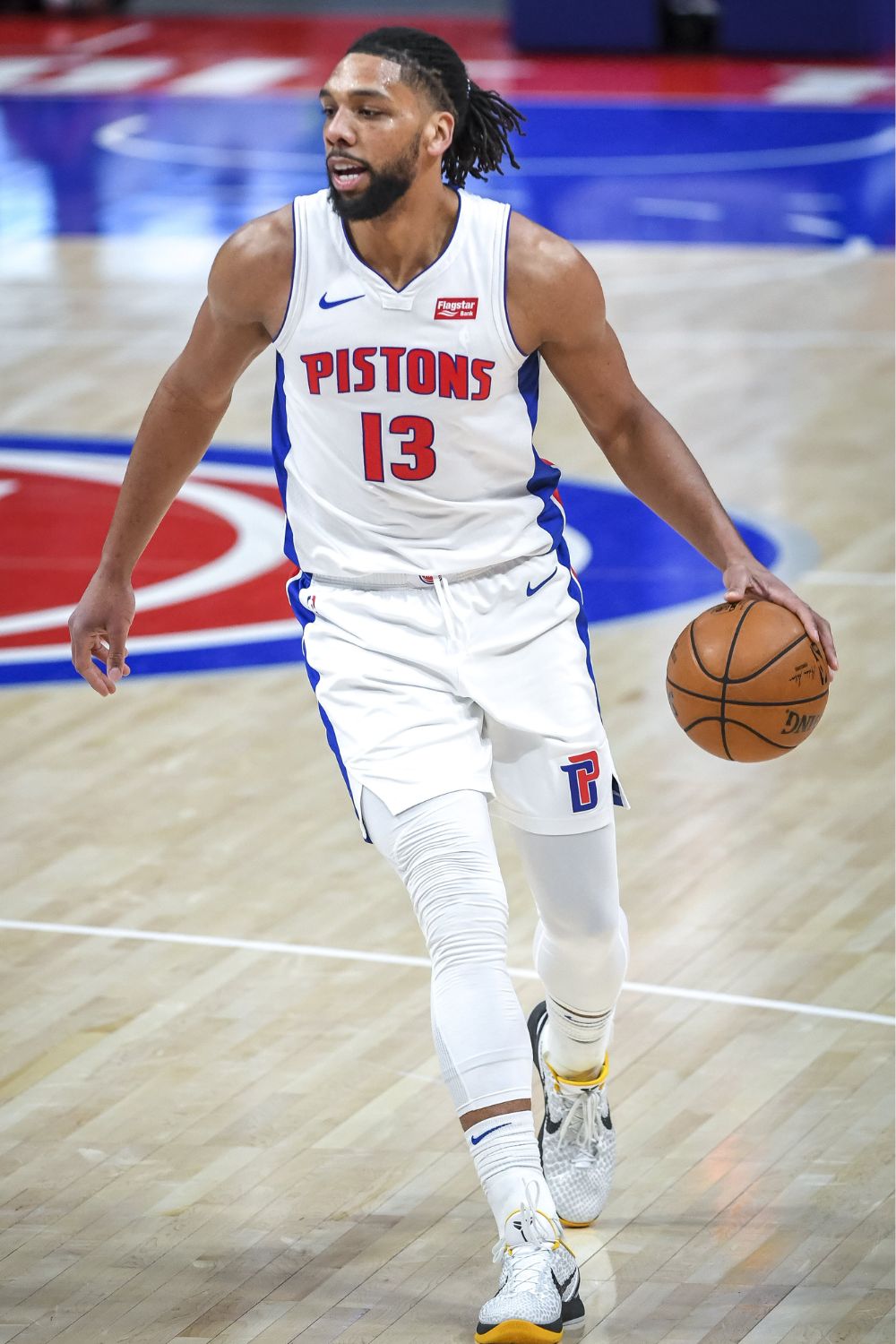 Jahlil Okafor Playing From Piston