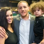 delonte-west-with-wife-and-son