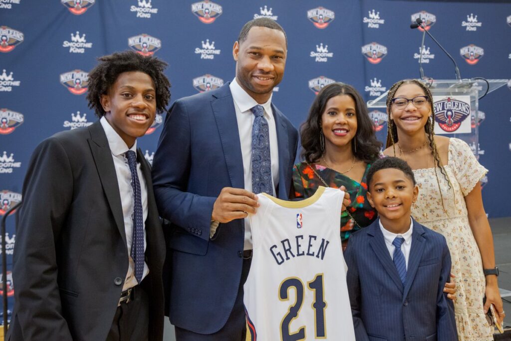 Willie Green with his family (Source: Twitter)