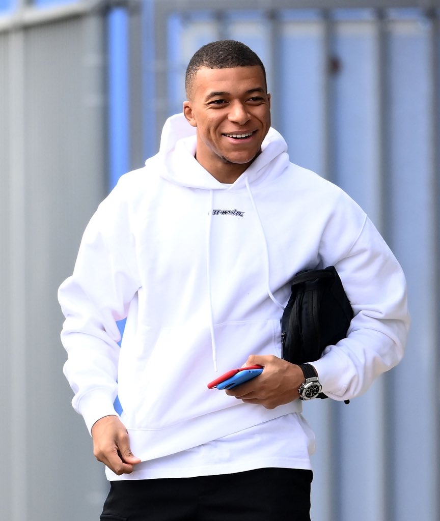 Mbappe-the-highest-paid-footballer-in-the-world