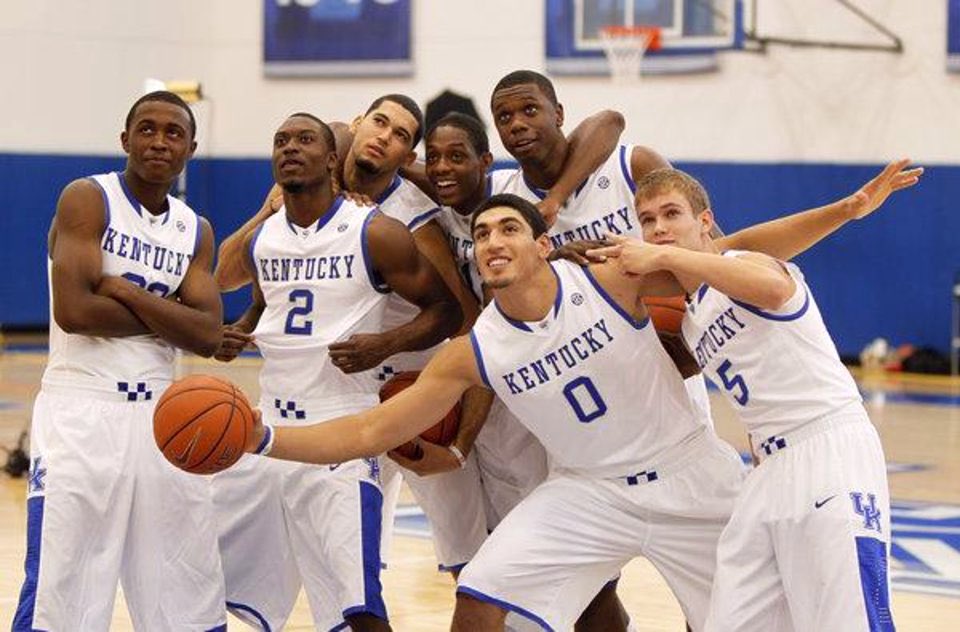Enes With His Teammates At The Kentucky