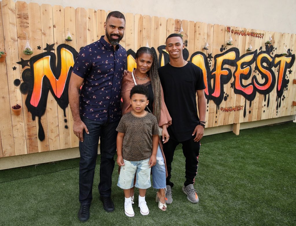 Nia Long with both of her children and her husband (Source: Showbiz)